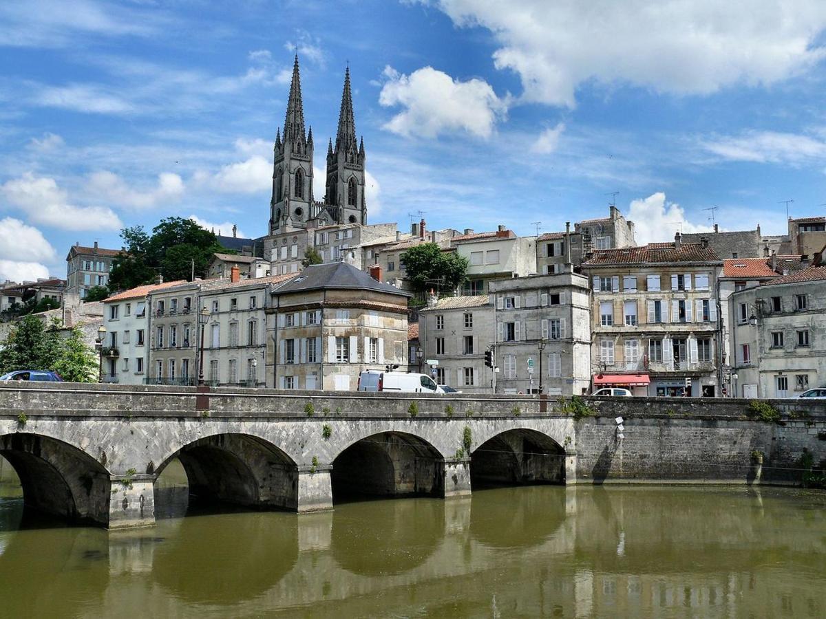 Eden-Apart Niort Exterior photo